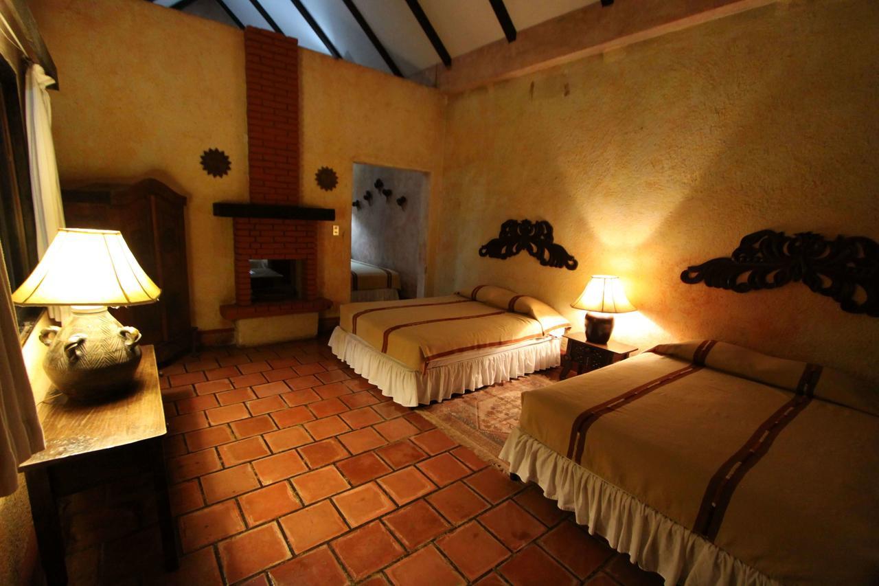 Hotel Toliman San Lucas Toliman Exterior photo